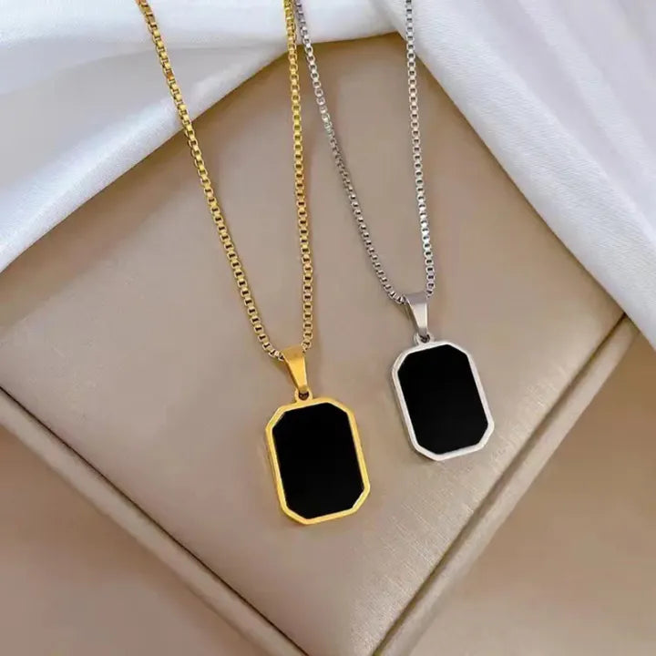 **Korean Style Black Square Pendant Necklace – Elegant Geometric Collar Chain for Women & Girls**