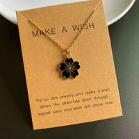 **Korean Flower Pendant Choker Necklace – Elegant White & Yellow Floral Jewelry for Women & Girls**